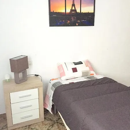 Appartement With 3 Bedrooms In With Wonderful City View Balcony And Wifi 4 Km From The Beach Alicante